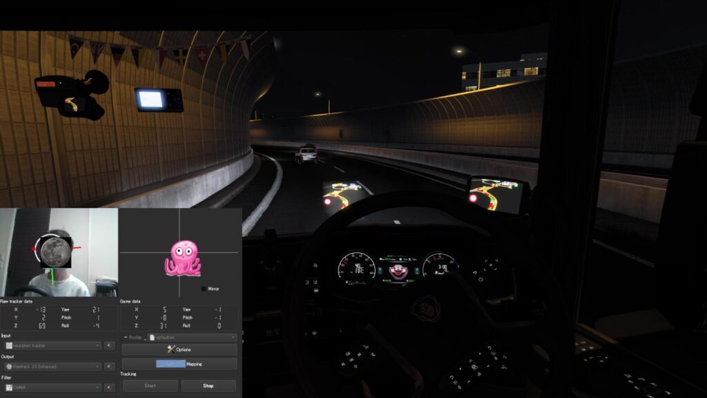 ETS2でOpenTrackを使っている様子
